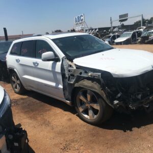 Jeep Grand Cherokee 2015 3.0 CRD Now Stripping For Spares